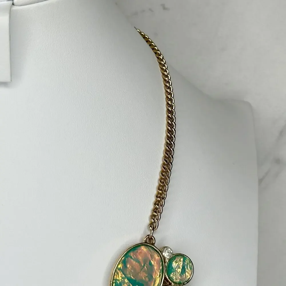 Claire's Irridescent Green and Gold Tone Bib Necklace with Matching Earrings